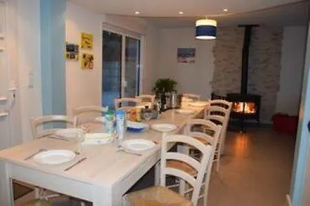 Holiday home Du Debarquement Foucarville